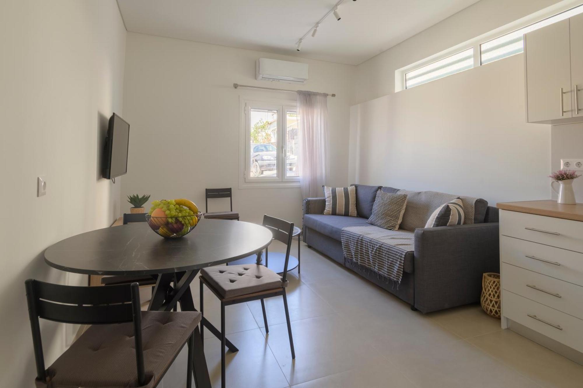 Pylos Apartments