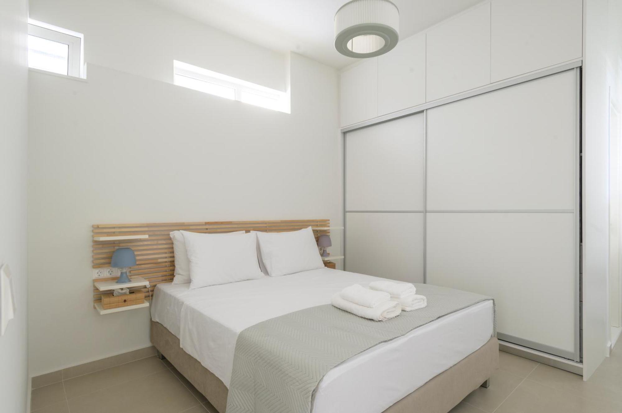 Pylos Apartments Пилос