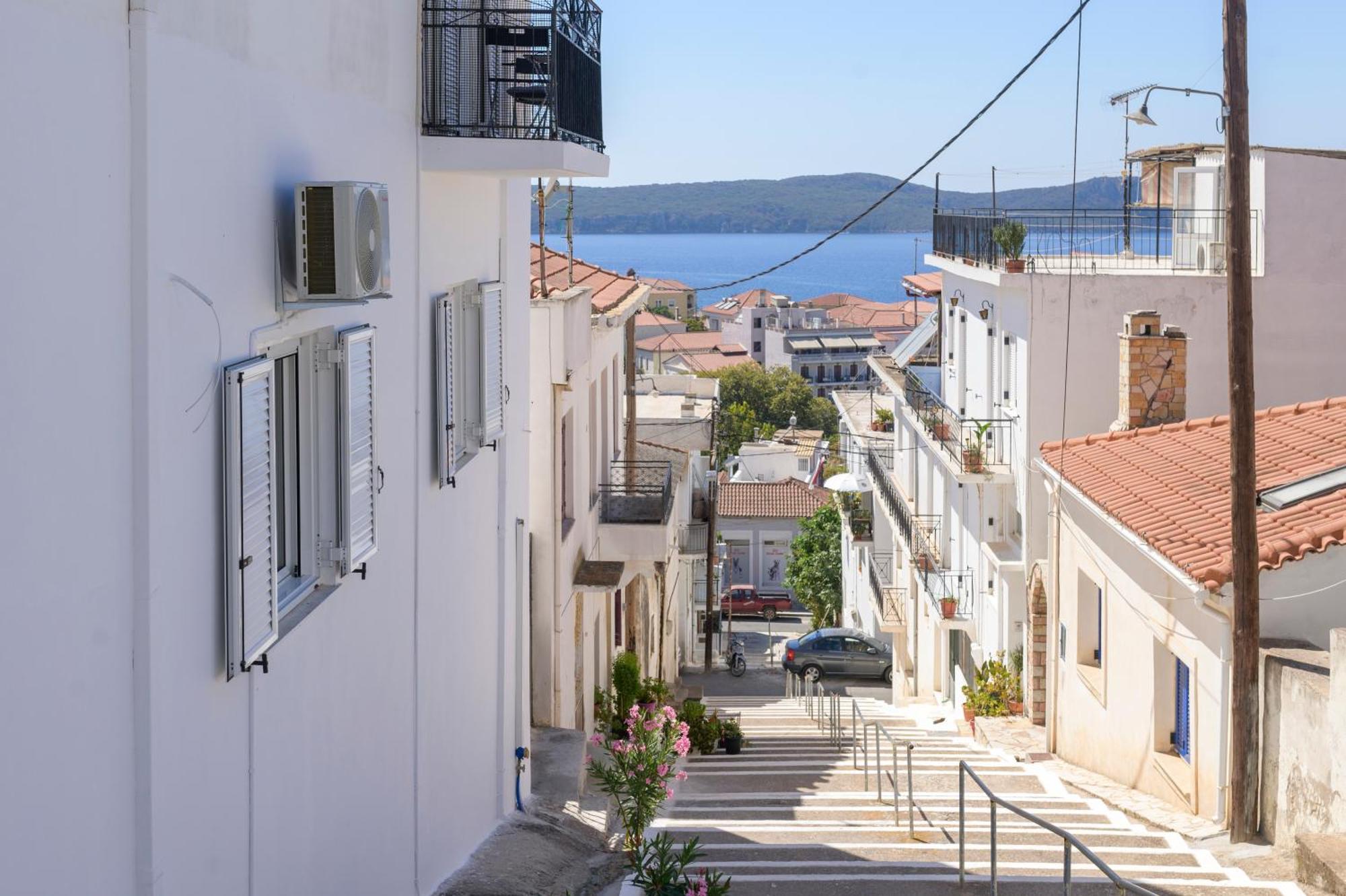 Pylos Apartments Apartment